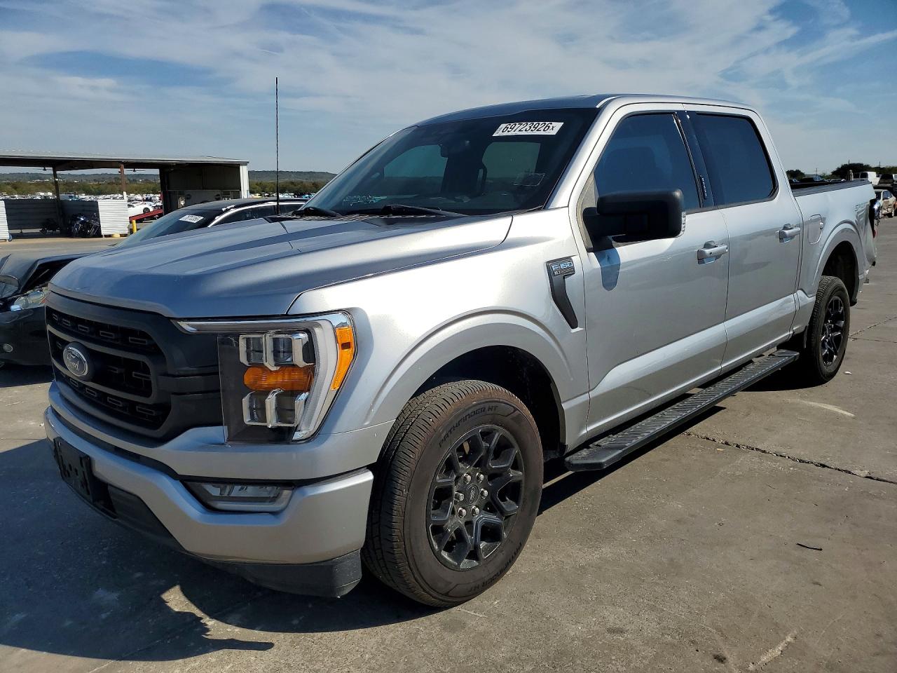 Photo of the 2022 FORD F150 SUPERCREW