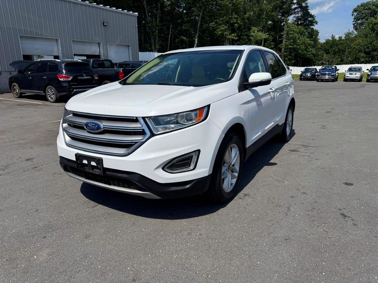 Photo of the 2017 FORD EDGE SEL