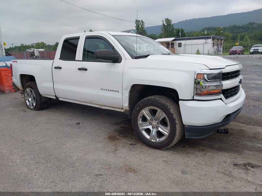 Photo of the 2018 CHEVROLET SILVERADO 1500 CUSTOM