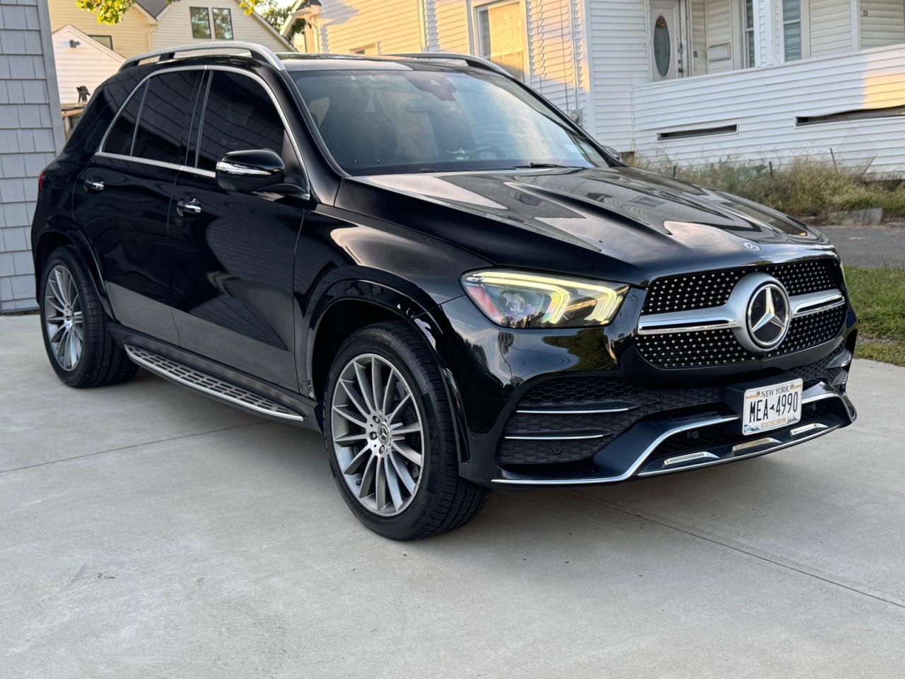 Photo of the 2020 MERCEDES-BENZ GLE 350 4MATIC