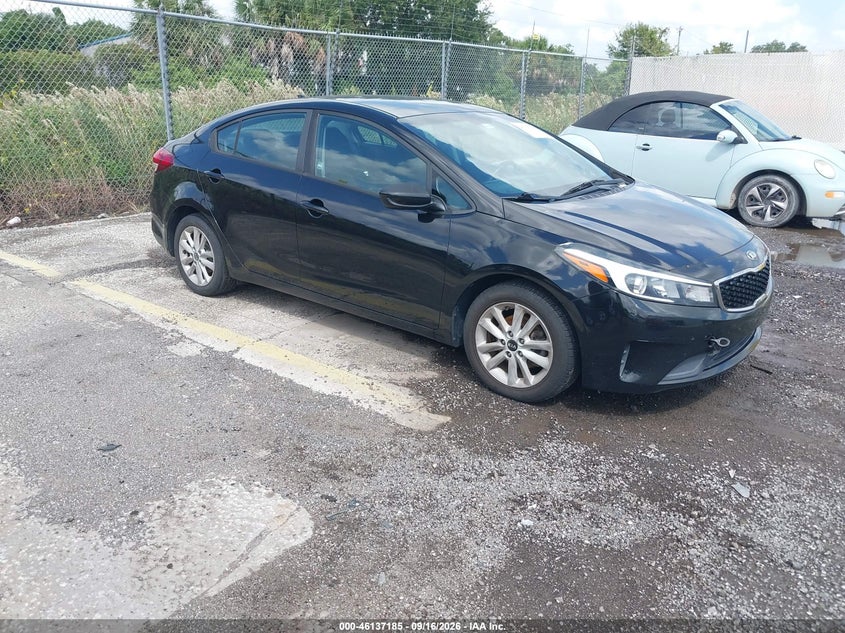 Photo of the 2017 KIA FORTE LX