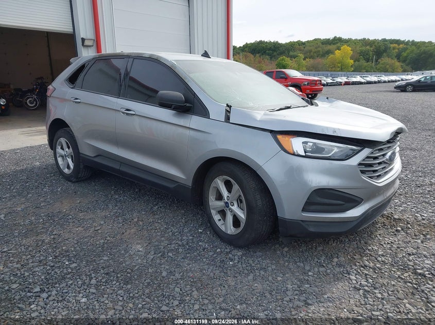 Photo of the 2022 FORD EDGE SE