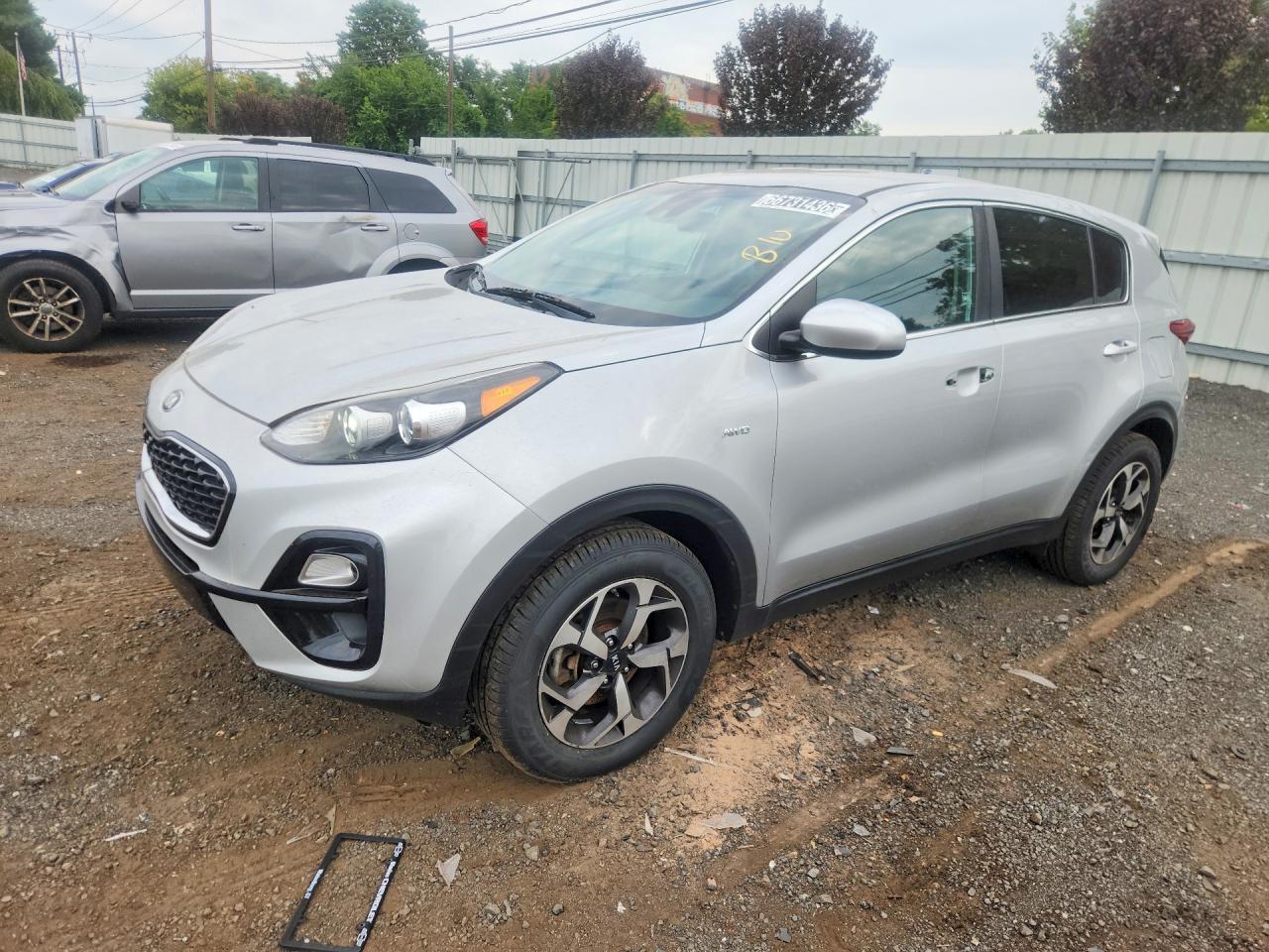 Photo of the 2021 KIA SPORTAGE LX