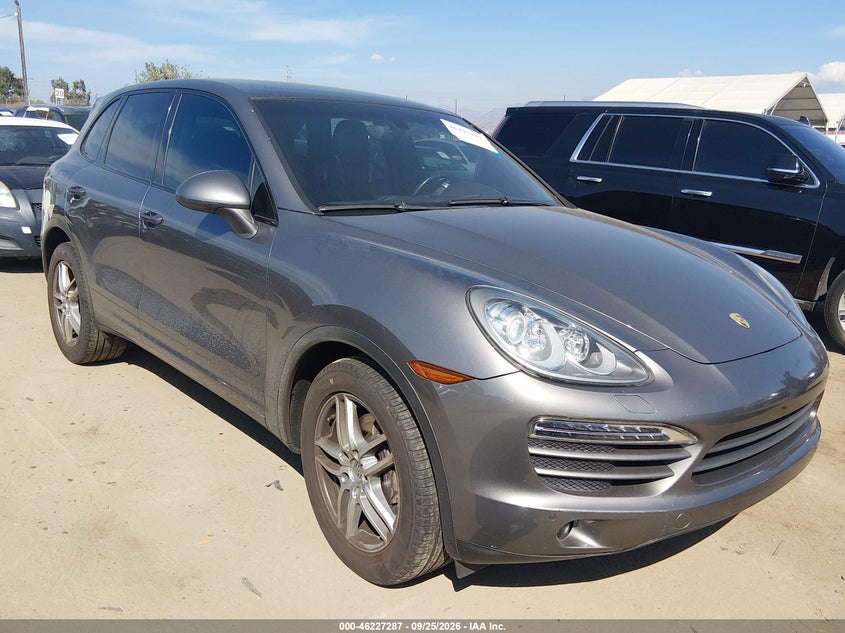 Photo of the 2011 PORSCHE CAYENNE