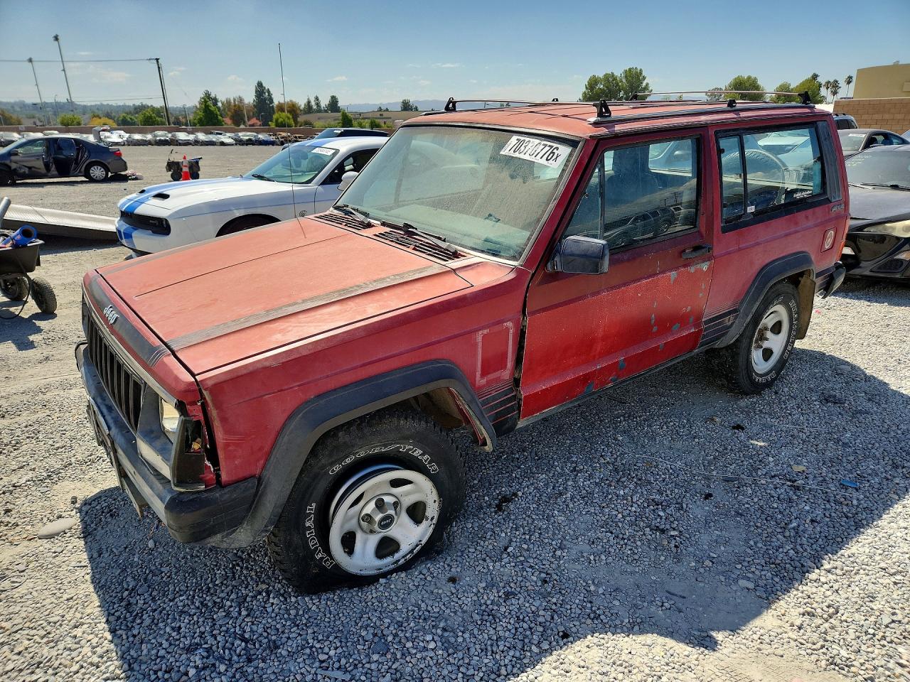 Photo of the 1987 JEEP CHEROKEE CHIEF