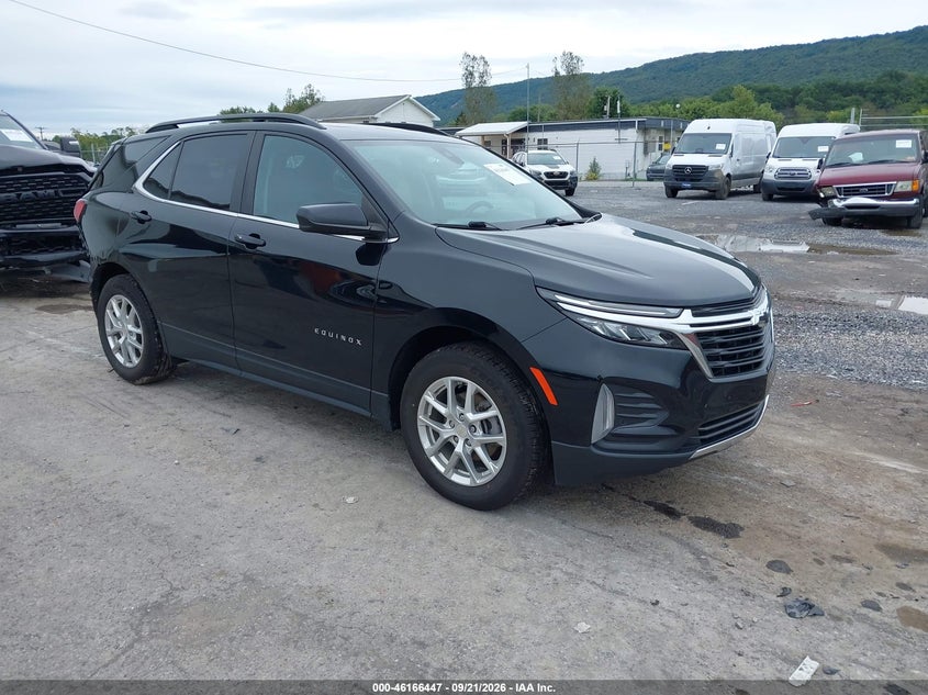 Photo of the 2022 CHEVROLET EQUINOX LT