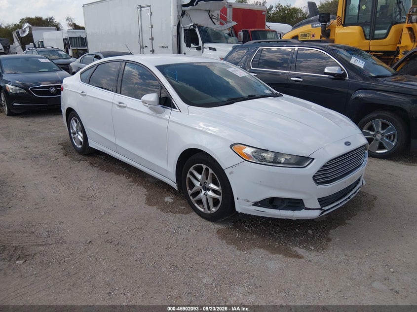Photo of the 2014 FORD FUSION SE