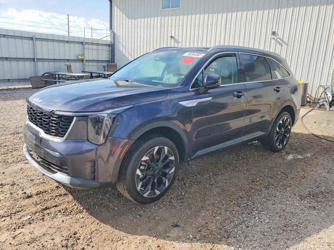 Photo of the 2025 KIA SORENTO EX