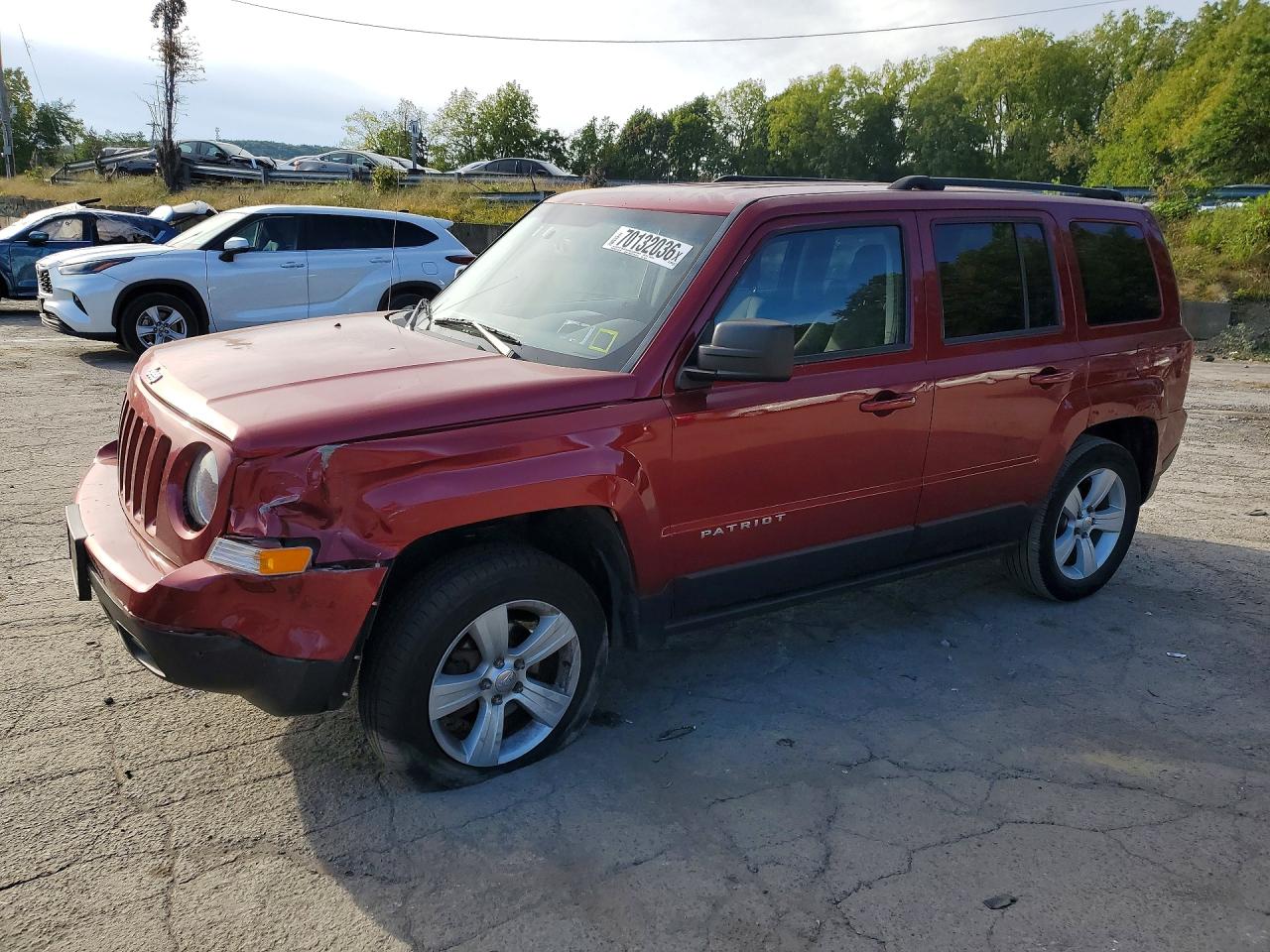 Photo of the 2014 JEEP PATRIOT LATITUDE