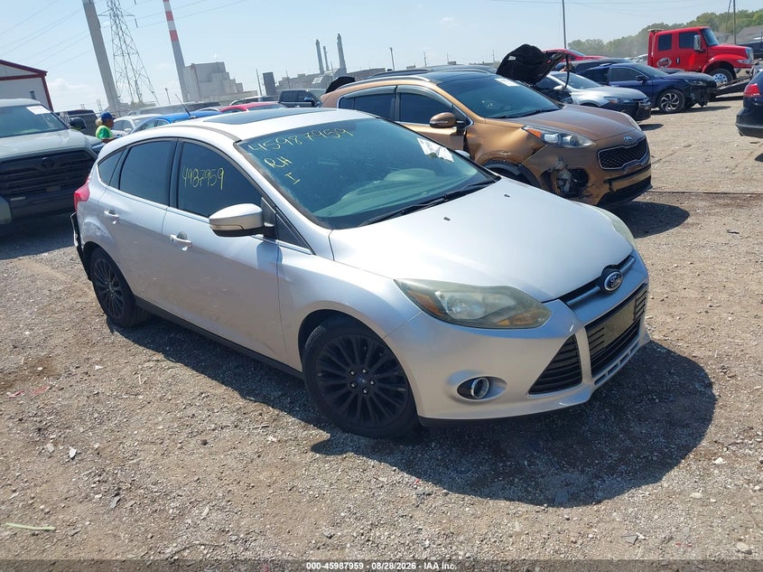 Photo of the 2012 FORD FOCUS TITANIUM