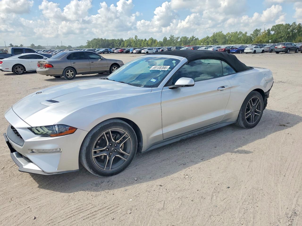 Photo of the 2018 FORD MUSTANG