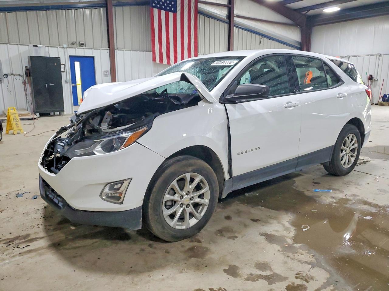 Photo of the 2019 CHEVROLET EQUINOX LS