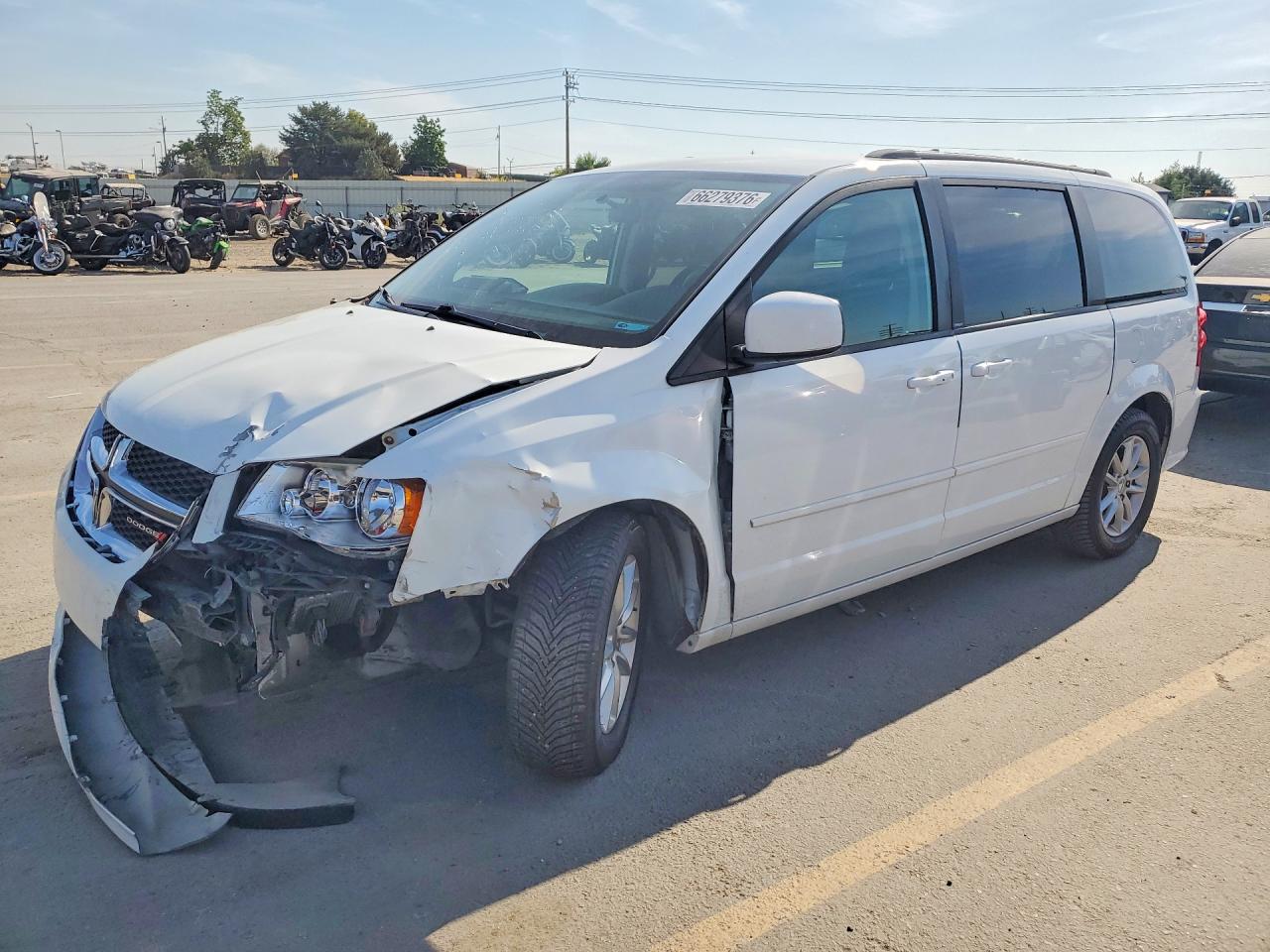 Photo of the 2014 DODGE GRAND CARAVAN SXT
