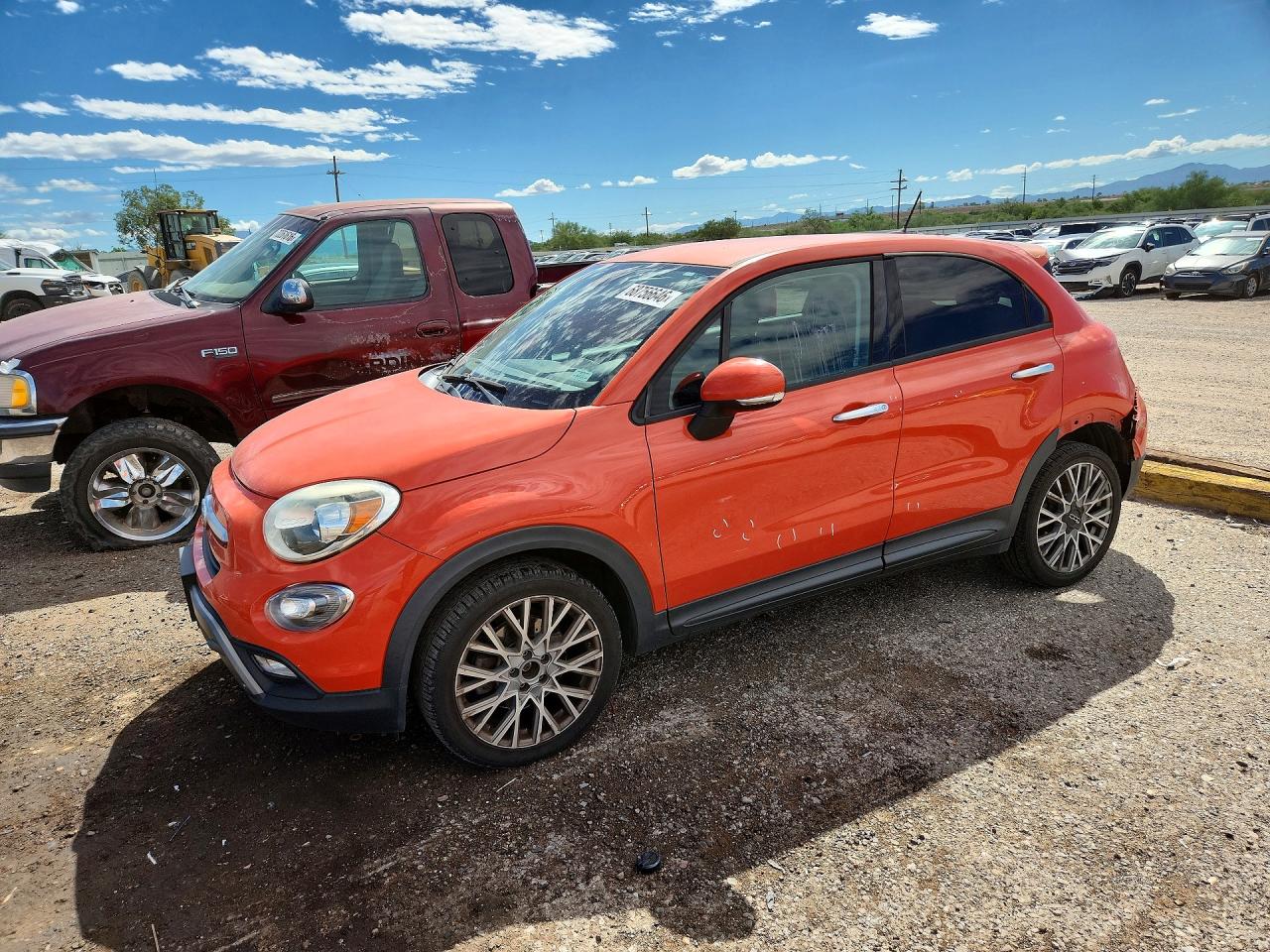 Photo of the 2016 FIAT 500X TREKKING