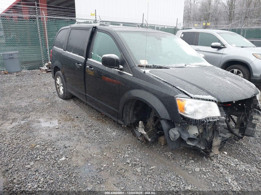 Photo of the 2019 DODGE GRAND CARAVAN SXT