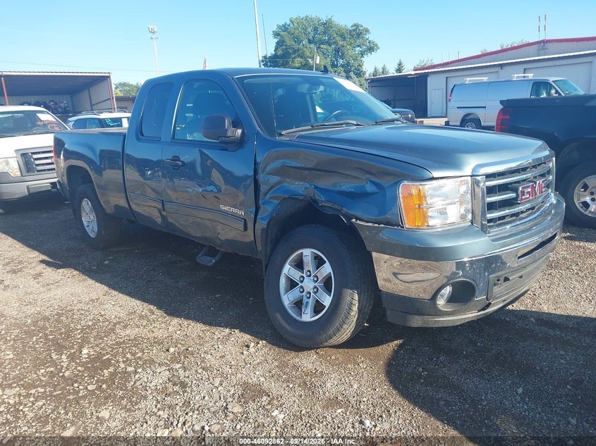 Photo of the 2013 GMC SIERRA 1500 SLE