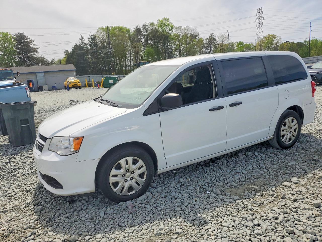 Photo of the 2019 DODGE GRAND CARAVAN SE
