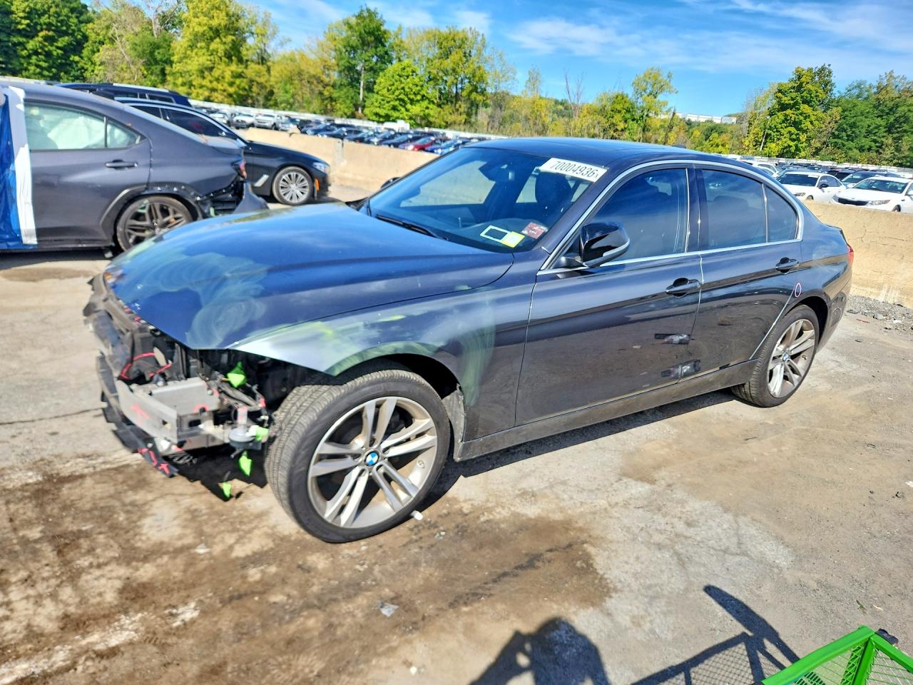 Photo of the 2017 BMW 330 XI