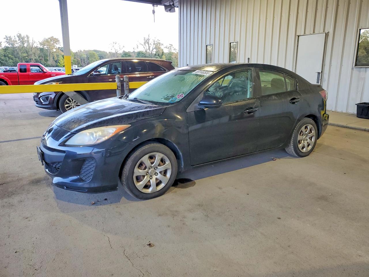 Photo of the 2013 MAZDA 3 I
