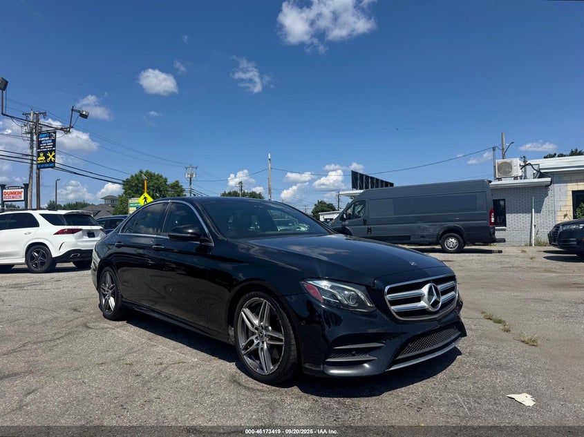 Photo of the 2019 MERCEDES-BENZ E 300 4MATIC
