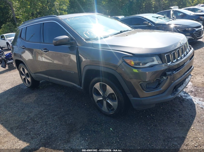 Photo of the 2018 JEEP COMPASS LATITUDE 4X4