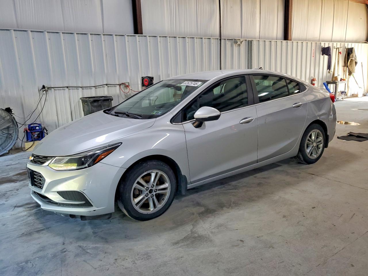 Photo of the 2017 CHEVROLET CRUZE LT