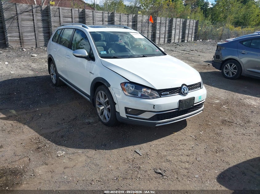 Photo of the 2017 VOLKSWAGEN GOLF ALLTRACK TSI S/TSI SE/TSI SEL