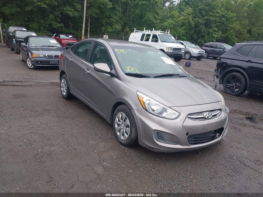 Photo of the 2017 HYUNDAI ACCENT SE