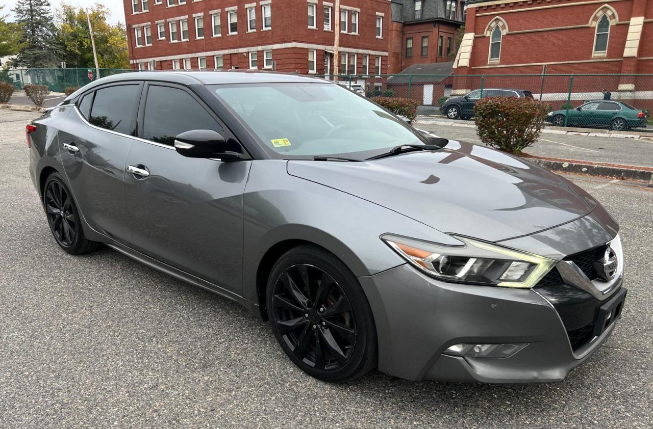 Photo of the 2017 NISSAN MAXIMA 3.5 SR
