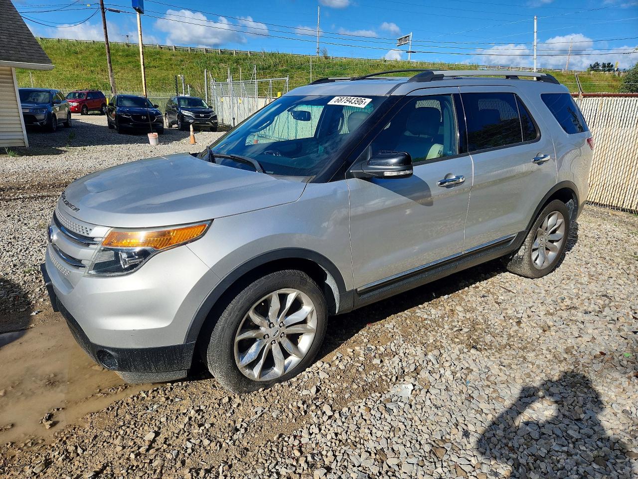 Photo of the 2014 FORD EXPLORER XLT