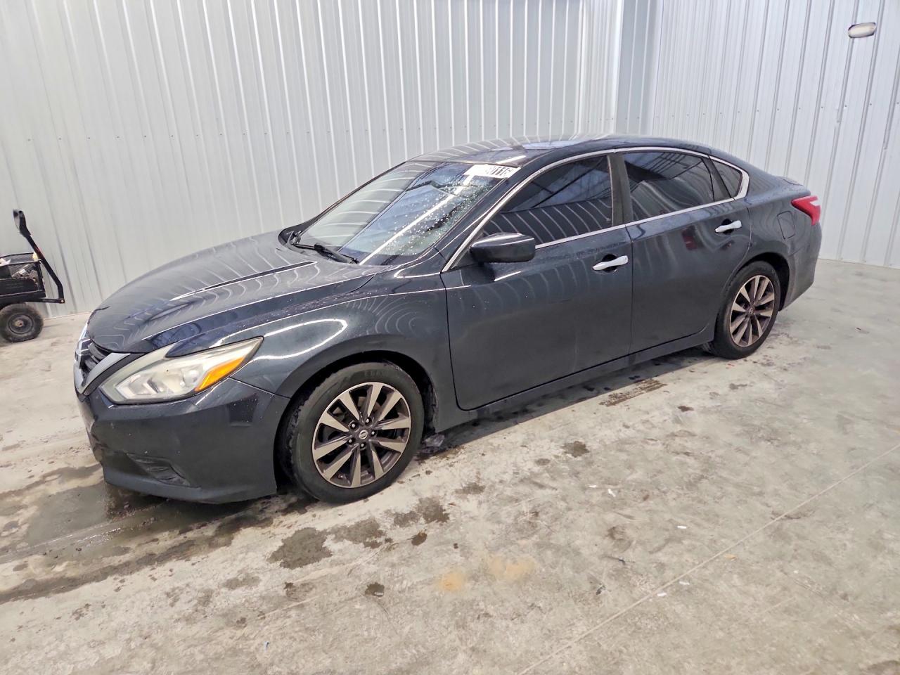 Photo of the 2017 NISSAN ALTIMA 2.5 SV