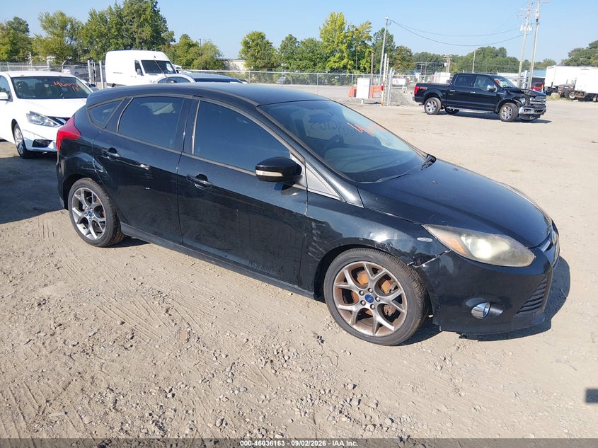 Photo of the 2014 FORD FOCUS SE