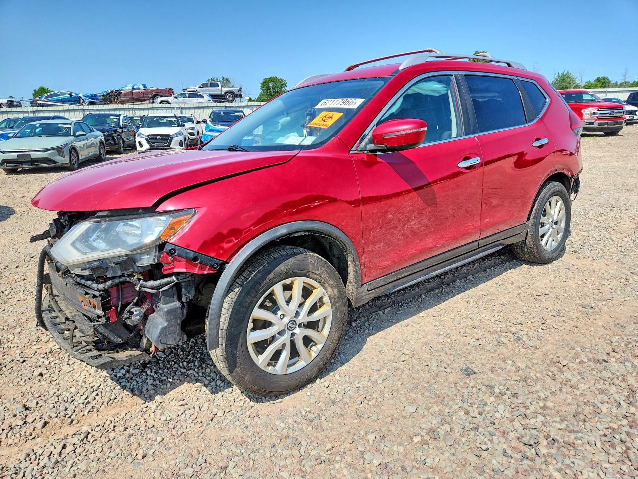 Photo of the 2017 NISSAN ROGUE SV