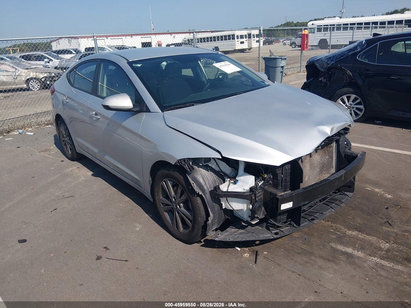 Photo of the 2018 HYUNDAI ELANTRA SEL
