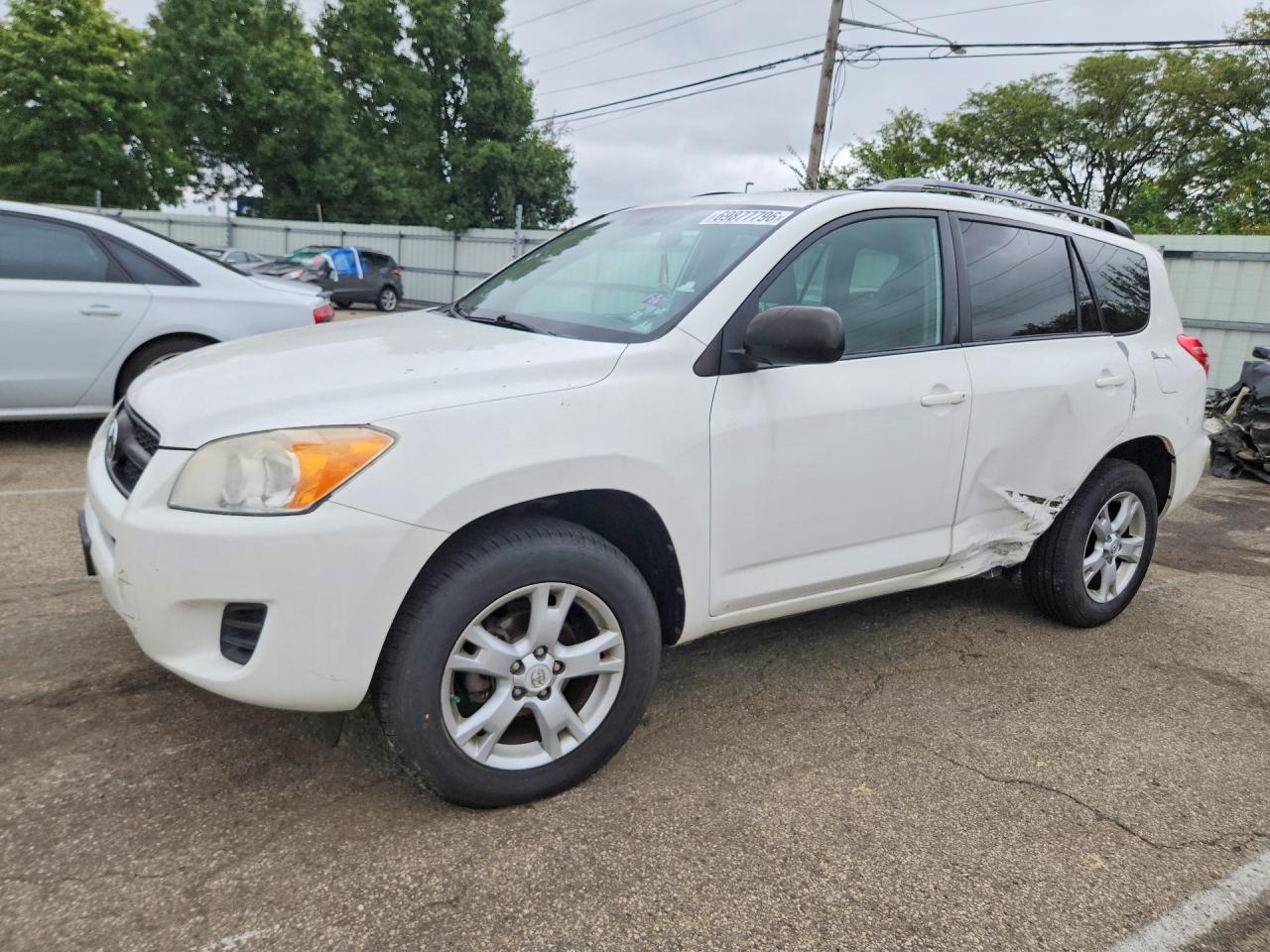 Photo of the 2012 TOYOTA RAV4 BASE