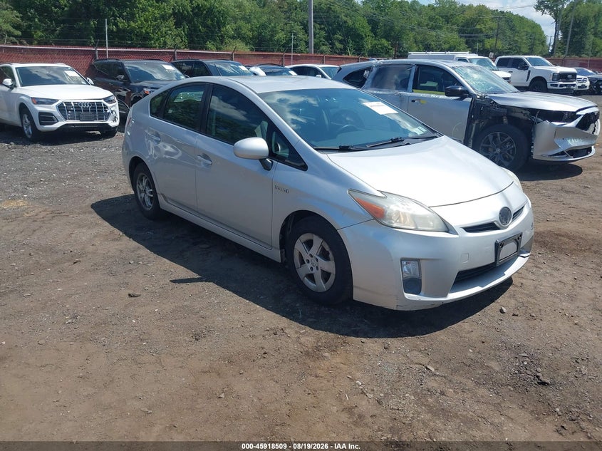 Photo of the 2010 TOYOTA PRIUS III
