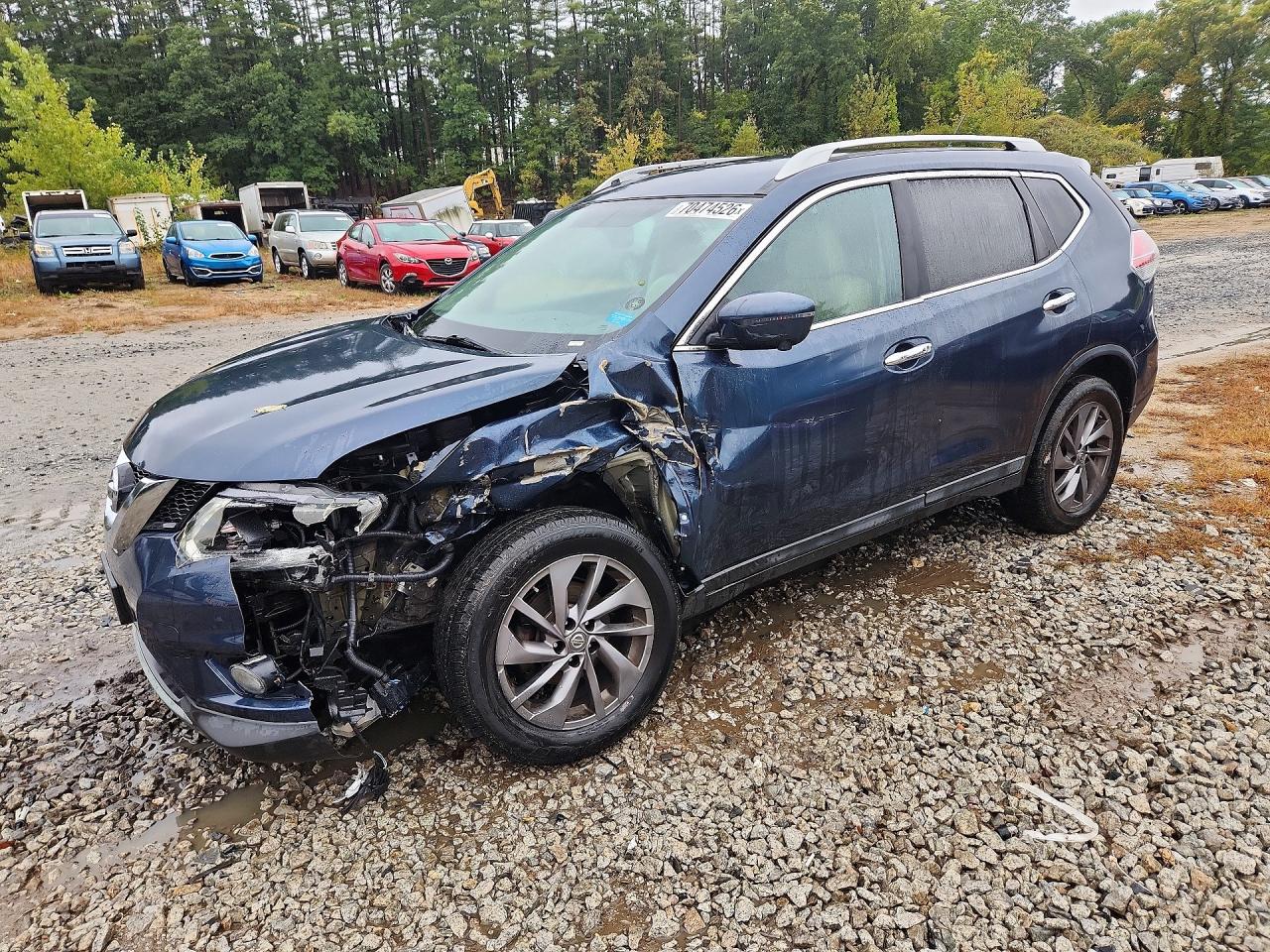 Photo of the 2016 NISSAN ROGUE SL