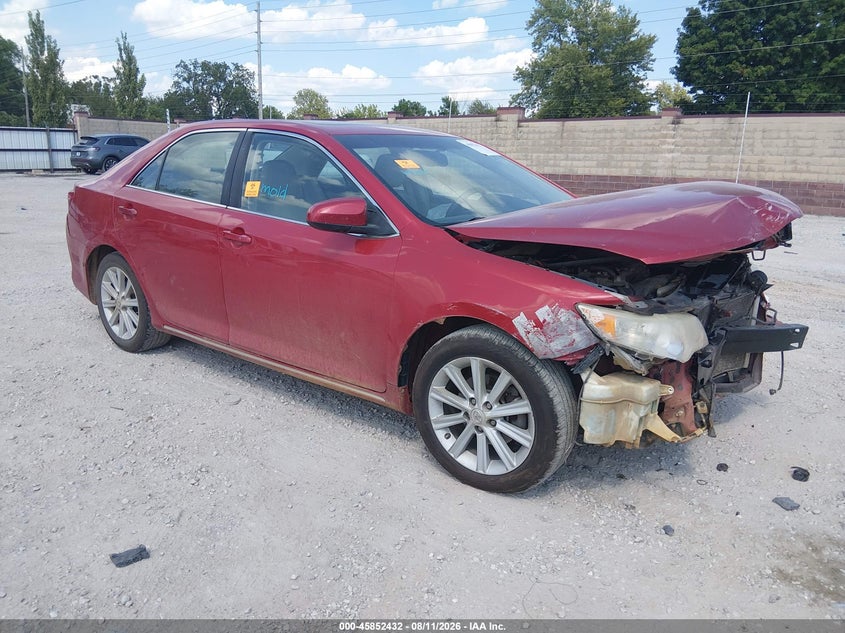 Photo of the 2012 TOYOTA CAMRY XLE