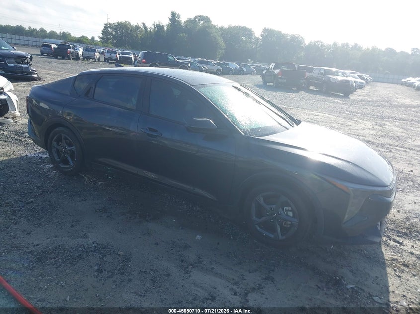 Photo of the 2025 KIA K4 LXS