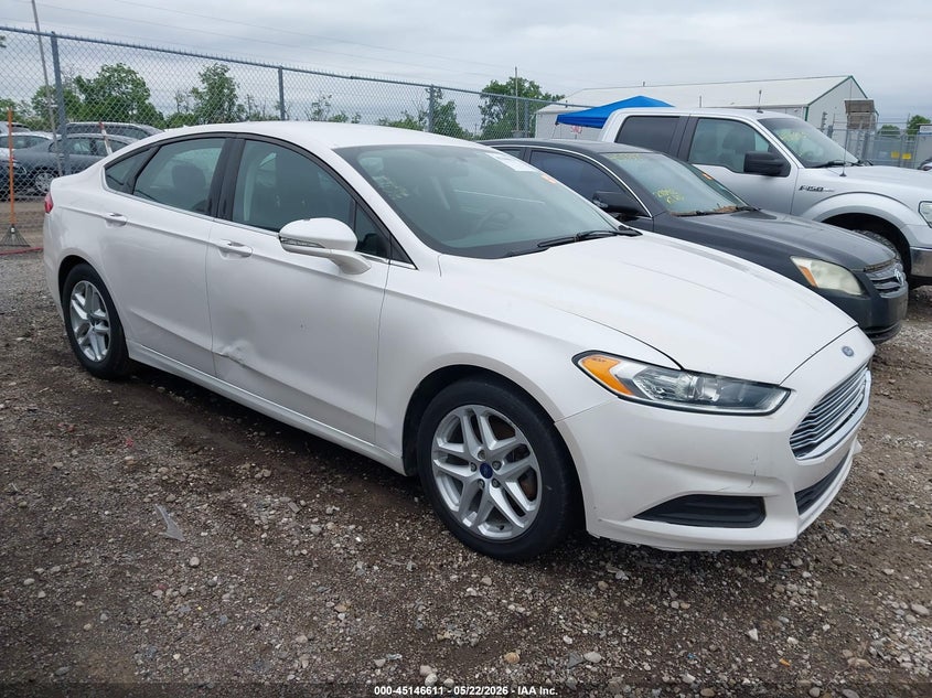 Photo of the 2014 FORD FUSION SE