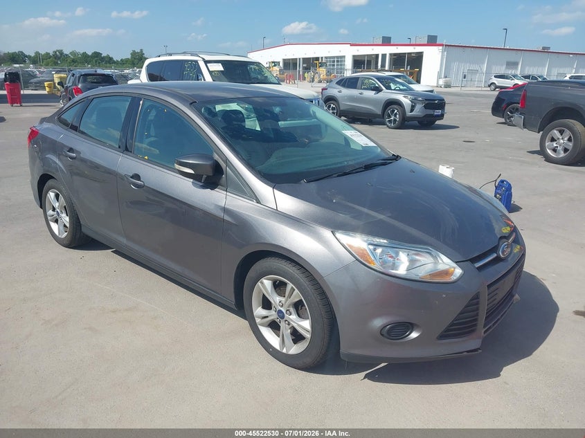 Photo of the 2014 FORD FOCUS SE