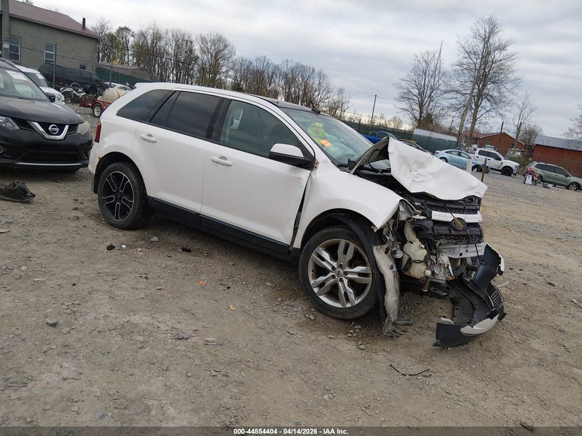 Photo of the 2013 FORD EDGE SEL