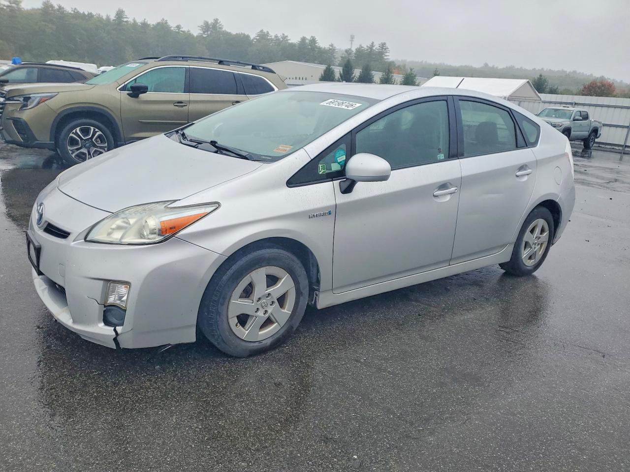 Photo of the 2011 TOYOTA PRIUS TWO
