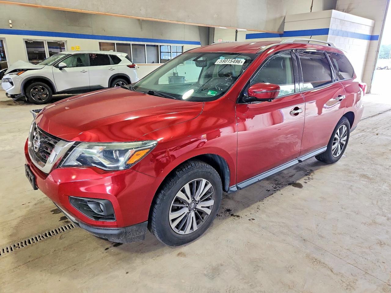 Photo of the 2017 NISSAN PATHFINDER SL