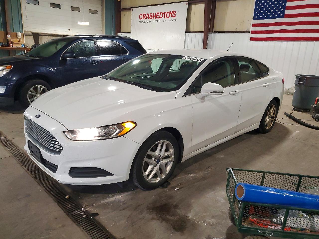 Photo of the 2014 FORD FUSION SE