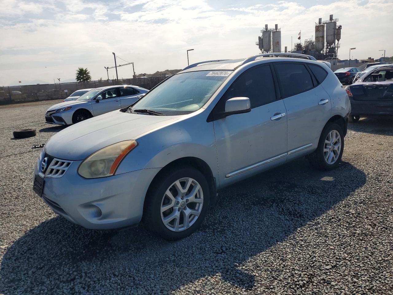 Photo of the 2011 NISSAN ROGUE S