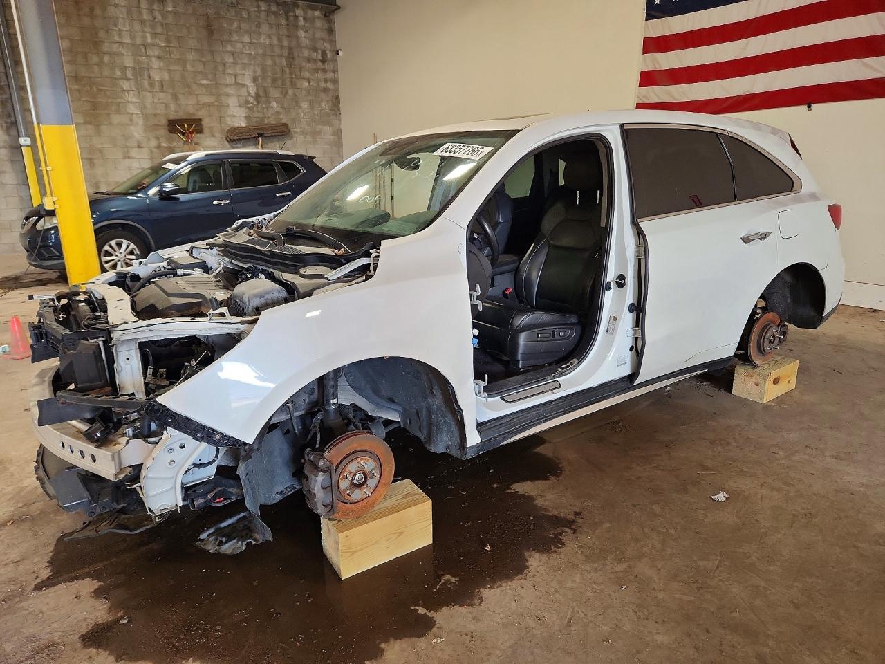 Photo of the 2017 ACURA MDX TECHNOLOGY