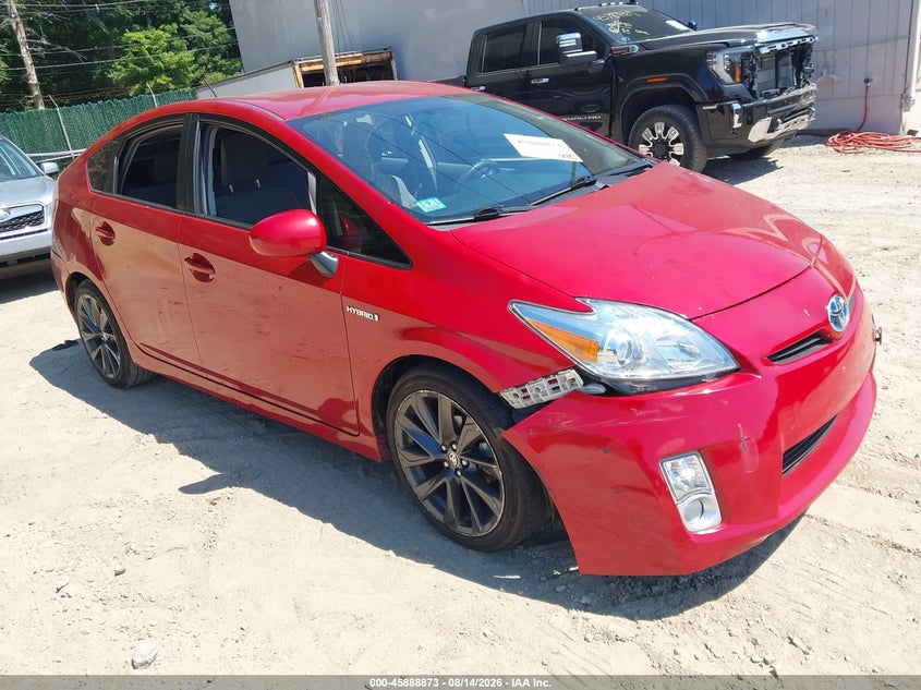 Photo of the 2010 TOYOTA PRIUS III