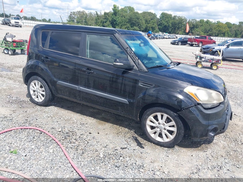 Photo of the 2012 KIA SOUL +