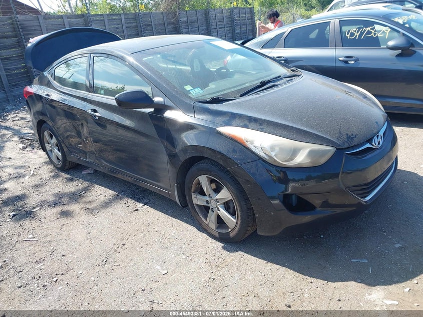 Photo of the 2013 HYUNDAI ELANTRA GLS